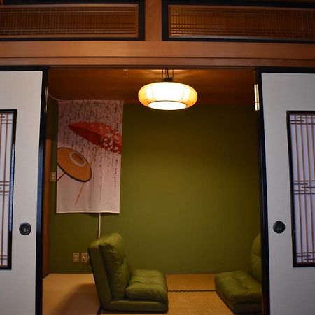 Cheaper For 6Th & 7Th Guest 市街地中心部 一棟貸しの宿 Guest House Don'S Home Takayama  Esterno foto